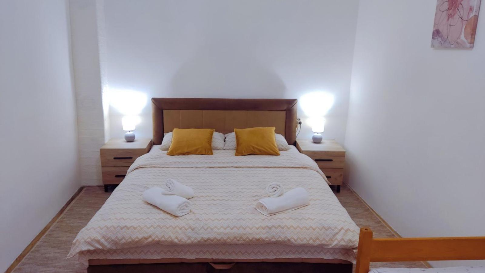 Apartman Kutak 피로트 외부 사진