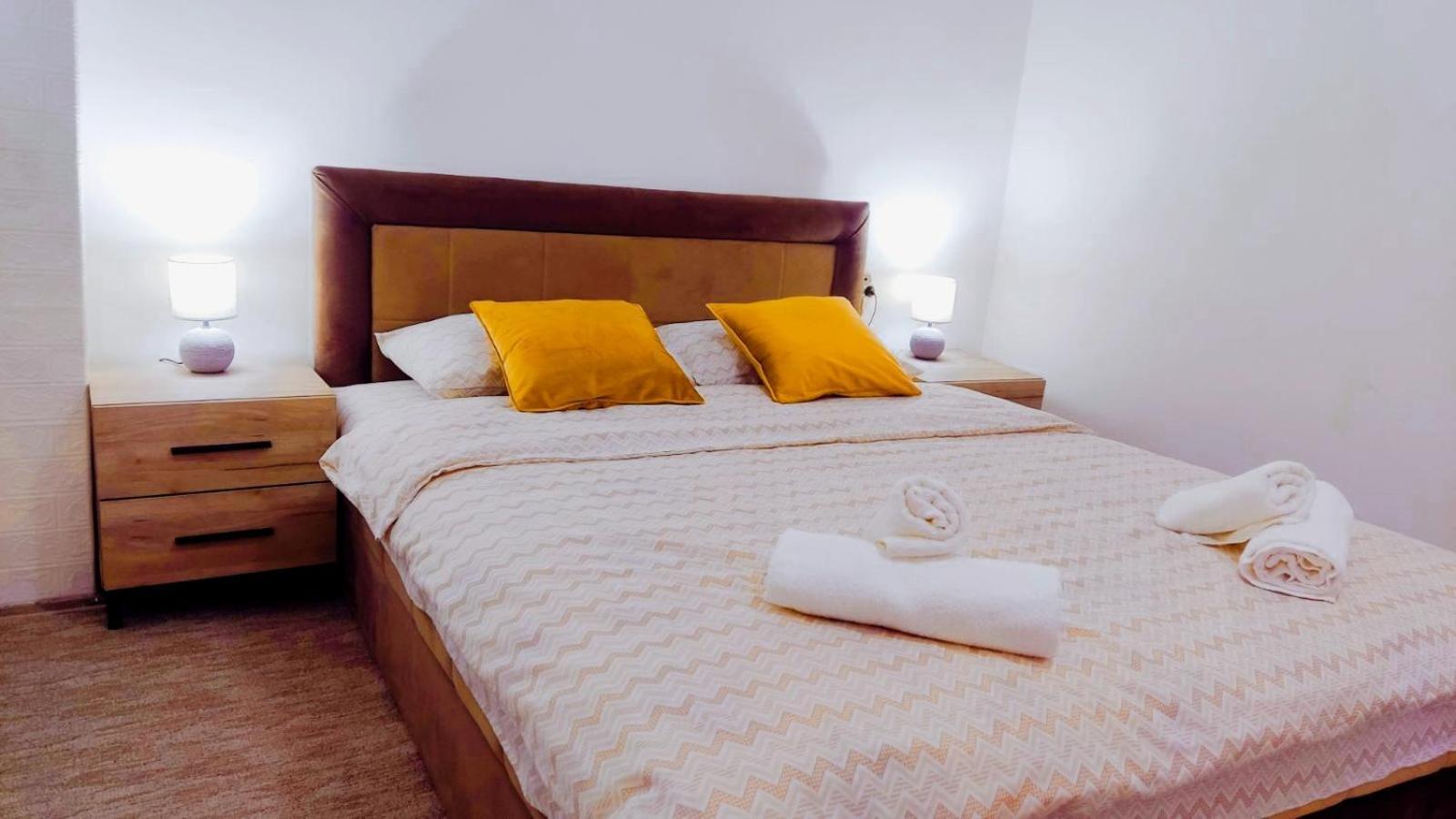 Apartman Kutak 피로트 외부 사진